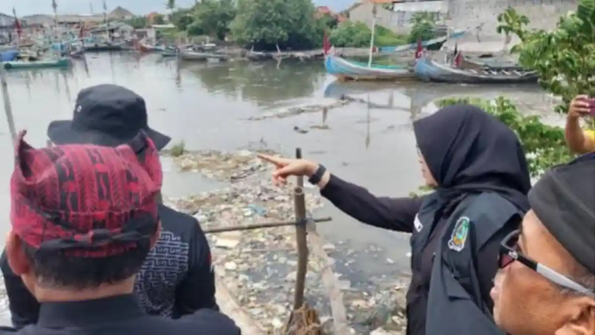 Pemkab Banyuwangi Siapkan CCTV untuk Awasi Pembuang Sampah di Sungai