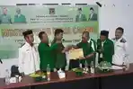 penyerahan-surat-usungan-calon-bupati-pangkep-di-kantor-ppp-kabupaten-pangkep.jpg