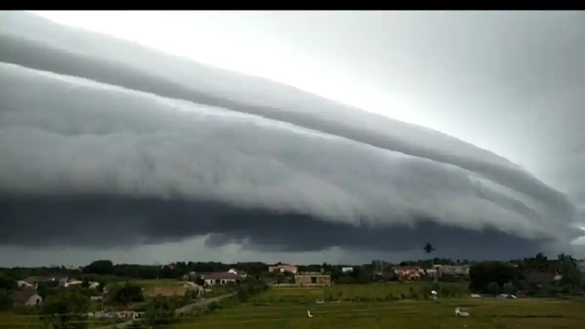 Bisa Timbulkan Angin Kencang dan Hujan Es, Begini Penjelasan BMKG soal Heboh Awan Tsunami
