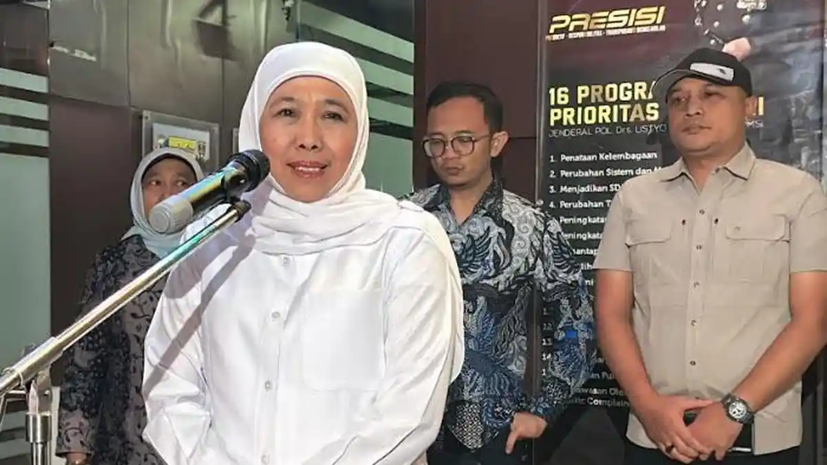 Diperiksa KPK 8 Jam, Khofifah Sebut Pertanyaannya Sedikit, Tapi Butuh Jawaban Panjang