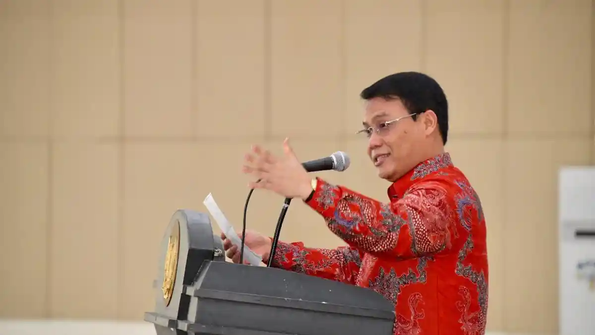 Ahmad Basarah Ajak Masyarakat Untuk Stop Stigmatisasi Tenaga Medis