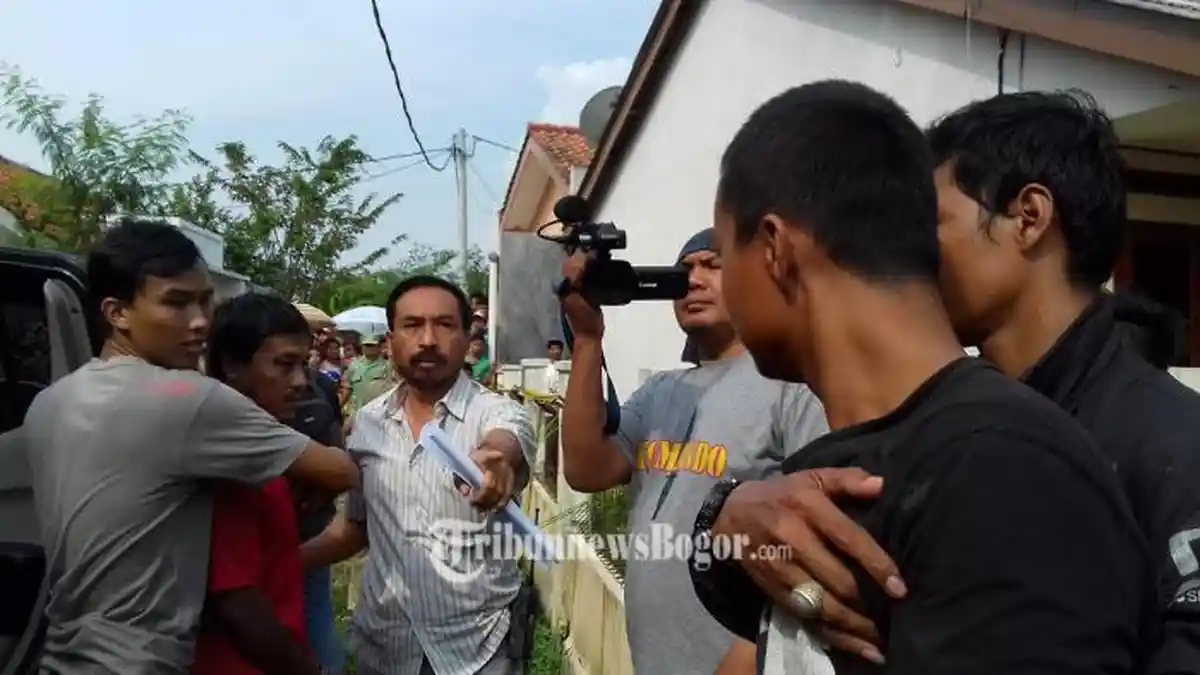 Keluarga Korban Serang Pembunuh Siti, Jam Tangan Kapolsek Putus