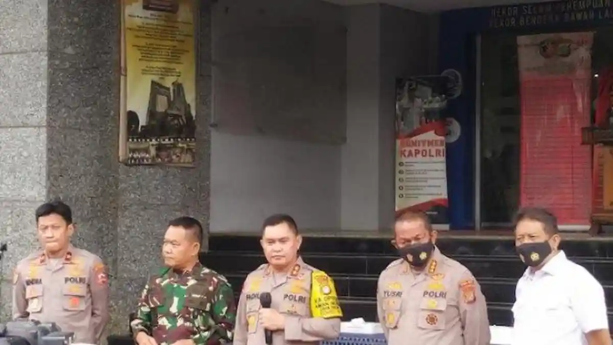 Serang Polisi di Tol Jakarta-Cikampek, 6 Pengikut Rizieq Shihab Ditembak Mati