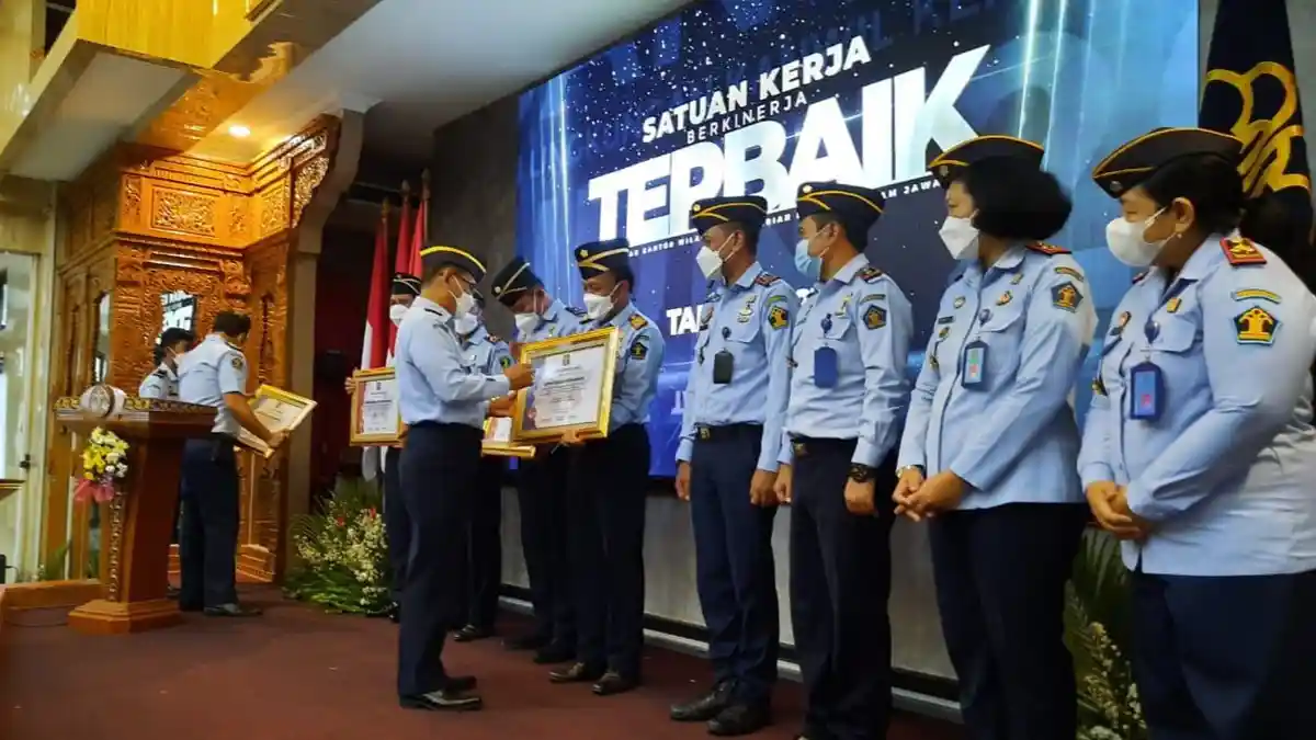 Lapas Semarang Raih Penghargaan Pengelolaan Humas Terbaik Kanwil Jateng