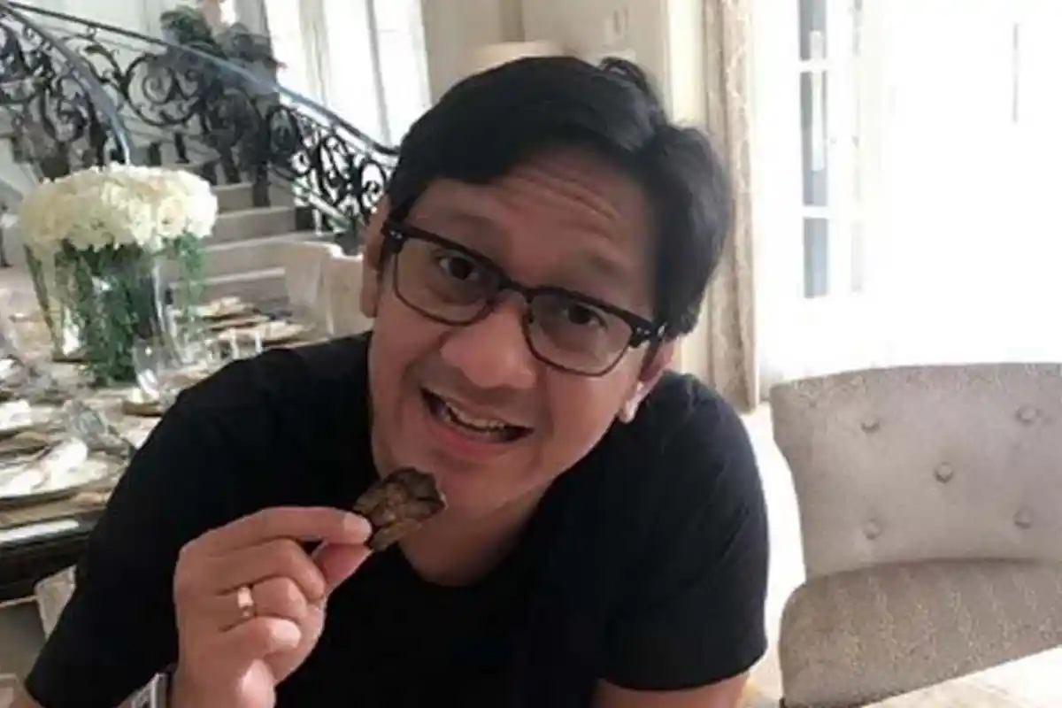 Hunian Super Mewah Andre Taulany, Plafonnya Berlapiskan Cat Emas 22 Karat, Intip Rumahnya di Sini