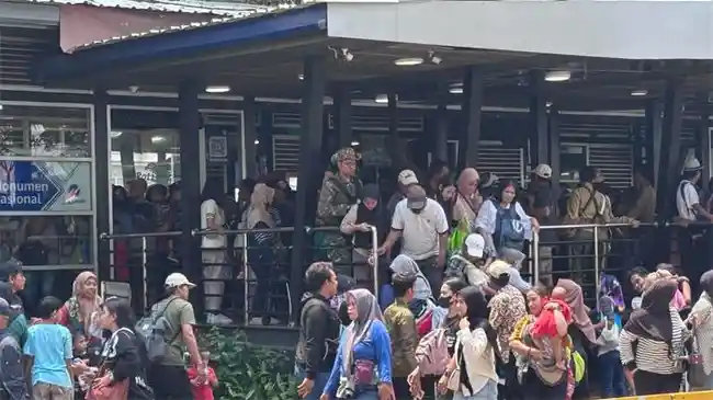 5 Cara Sederhana Buat Perjalanan Jadi Momen Menenangkan di Kemacetan Jakarta