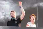 the-chainsmokers_20170213_063500.jpg