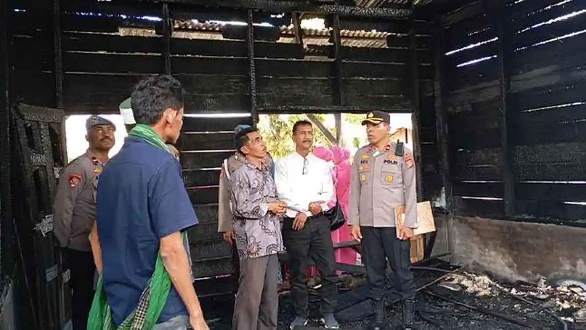 Satu Unit Rumah Warga di Gayo Lues Hangus Terbakar