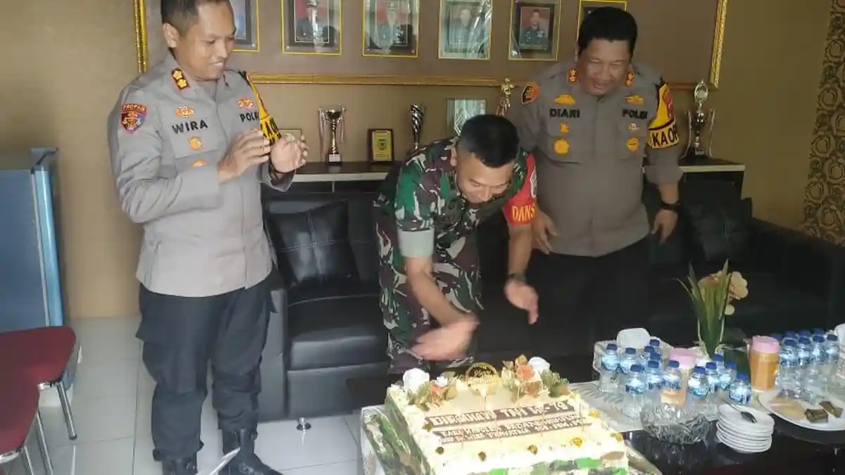 Kodim 0212/Tapsel Dikejutkan Kedatangan Personel Polres yang Dipimpin Kapolres Palas