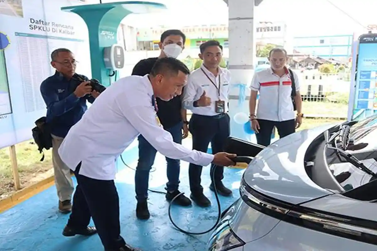 6 Lokasi Stasiun Pengisian Kendaraan Listrik Umum se-Kalbar