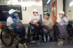 pemudik-disabilitas-stasiun-pasar-senen-jakarta_20230417_114218.jpg