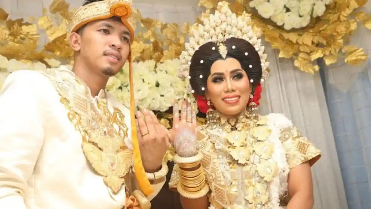 Setelah 2 Bulan Menikah, Evi Masamba Bagikan Kabar Bahagia, Positif Hamil!