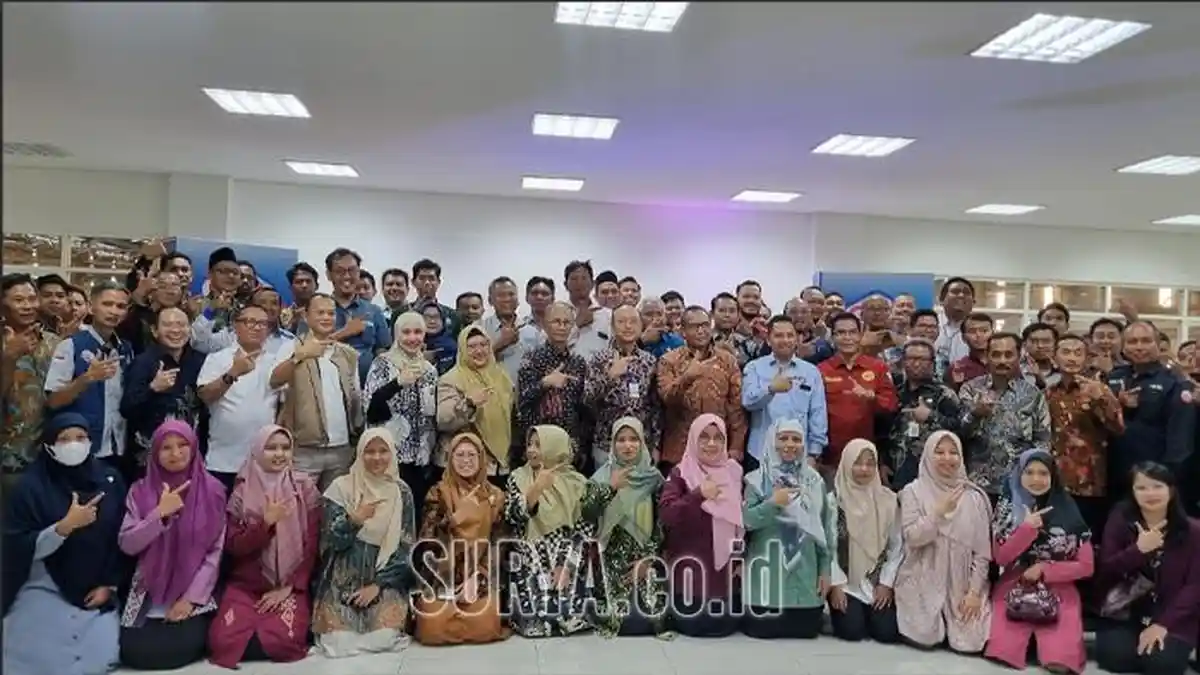 Tak Hanya Siswa, Perusahaan Ajak Guru SMK di Gresik Sinau Industri