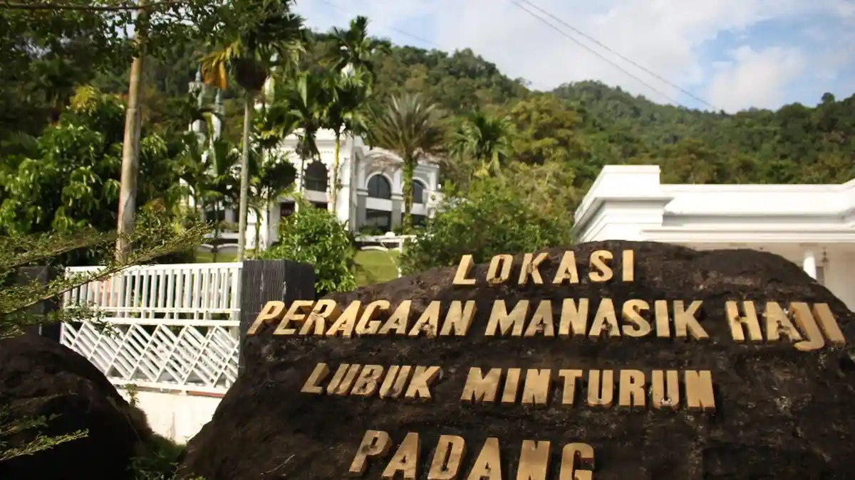 Travel Umrah Padang KBIH Nurzikrillah Travel Sediakan Paket 9 Hari, Harga Mulai Rp 25 Juta