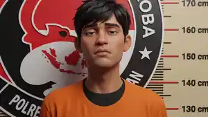 Satu-di-antara-tiga-tersangka-yangrefd.jpg