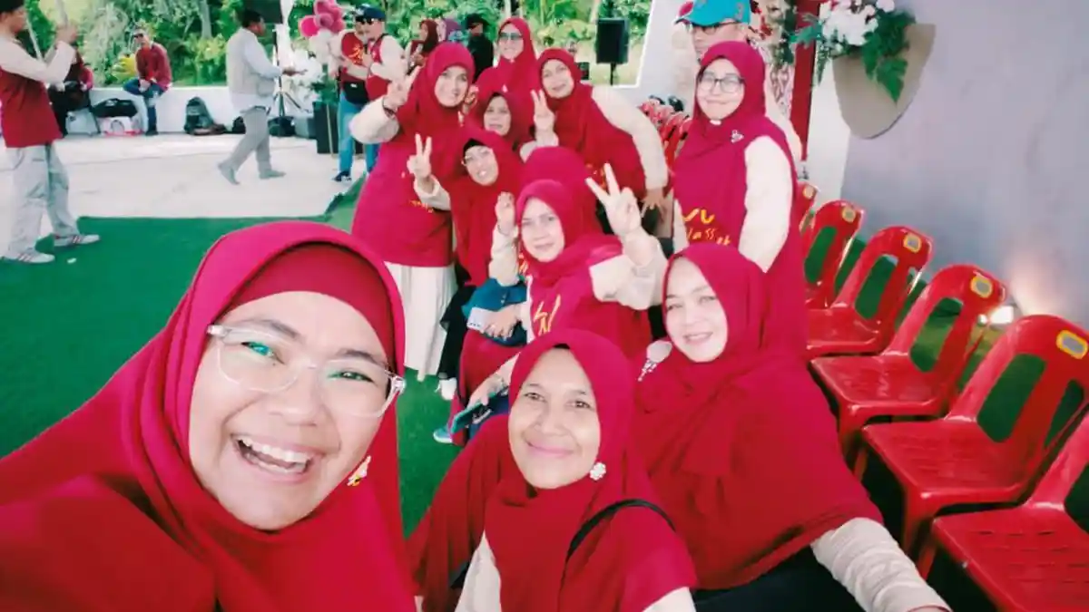 Ratna Yulia Terpilih Jadi Koordinator Alumni ’92 SMA Negeri 3 Banda Aceh