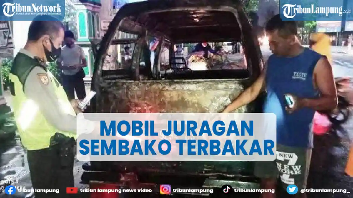 Mobil Warga Sragen yang Berisi Sembako Habis Terbakar di Pasar Gabugan