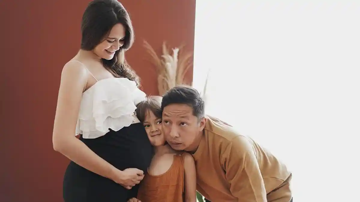 Selamat! Ringgo Agus dan Sabai Morscheck Dikaruniai Anak Kedua