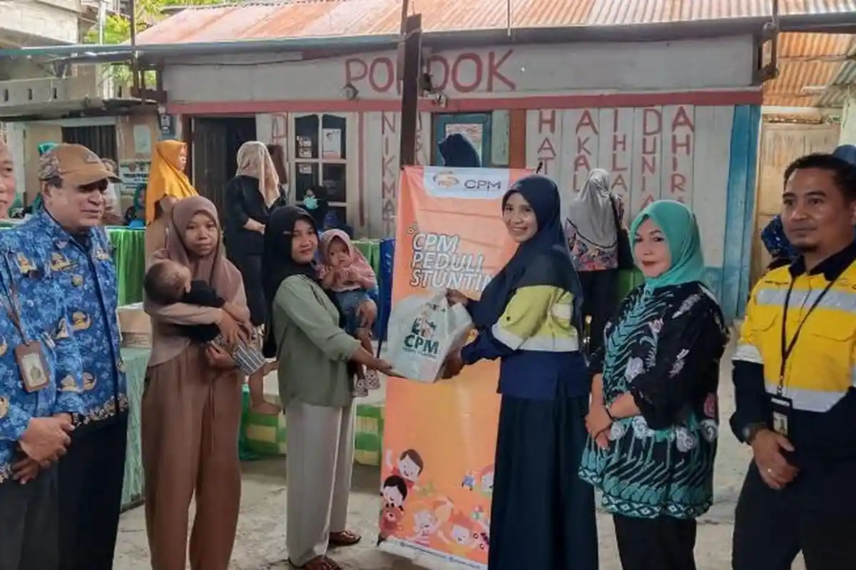 Anak Berisiko Stunting di Posyandu Puskesmas Talise Valangguni Terima Program Peduli Stunting