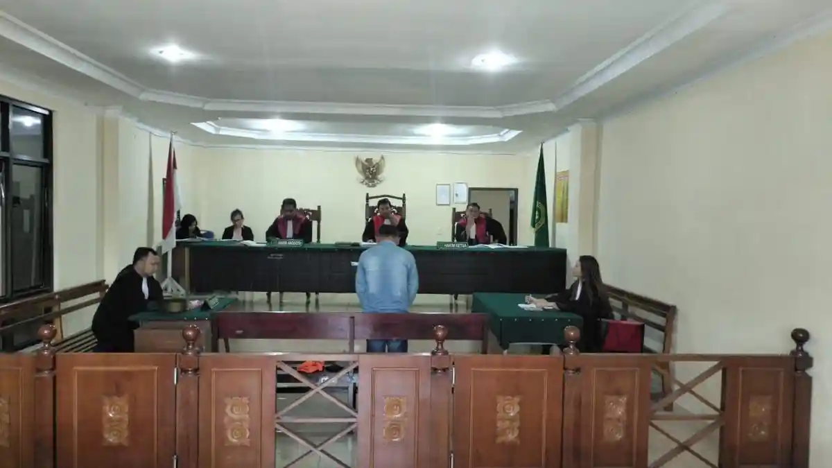 VONIS Kasus Pembunuhan Gegara Rumput, Pelaku Tertunduk Lesu Dihukum 10 Tahun Bui