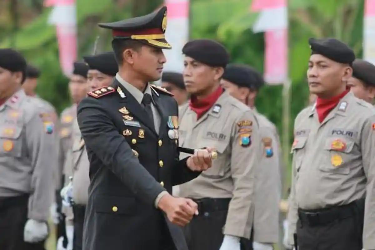 Polres Jember Gencarkan Razia Isi HP Anggota-anggotanya Untuk Pastikan Tak Ada yang Main Judi Online