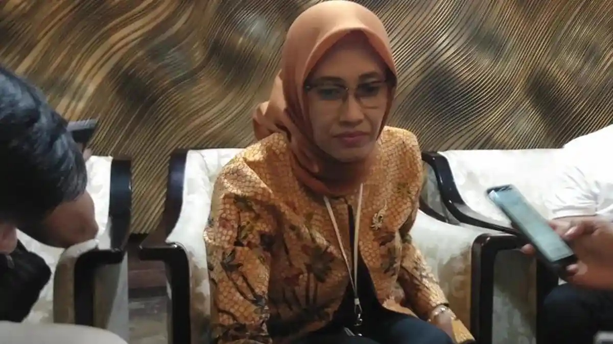 Tak Hanya Tempat Umum, PLN Juga Fokus SPKLU di Rumah