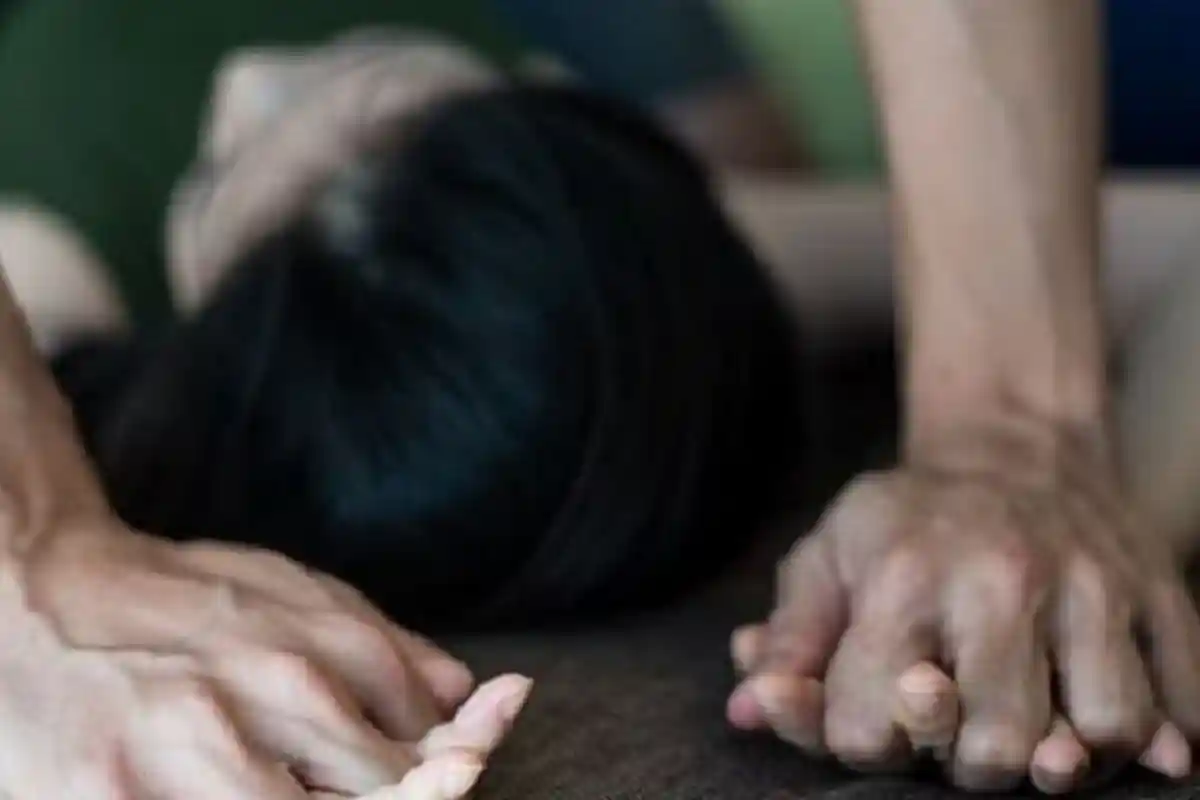 Lagi Jalan-jalan Sore Lalu Diajak Mancing, 2 Gadis Desa Malah Dirudapaksa 4 Pemuda