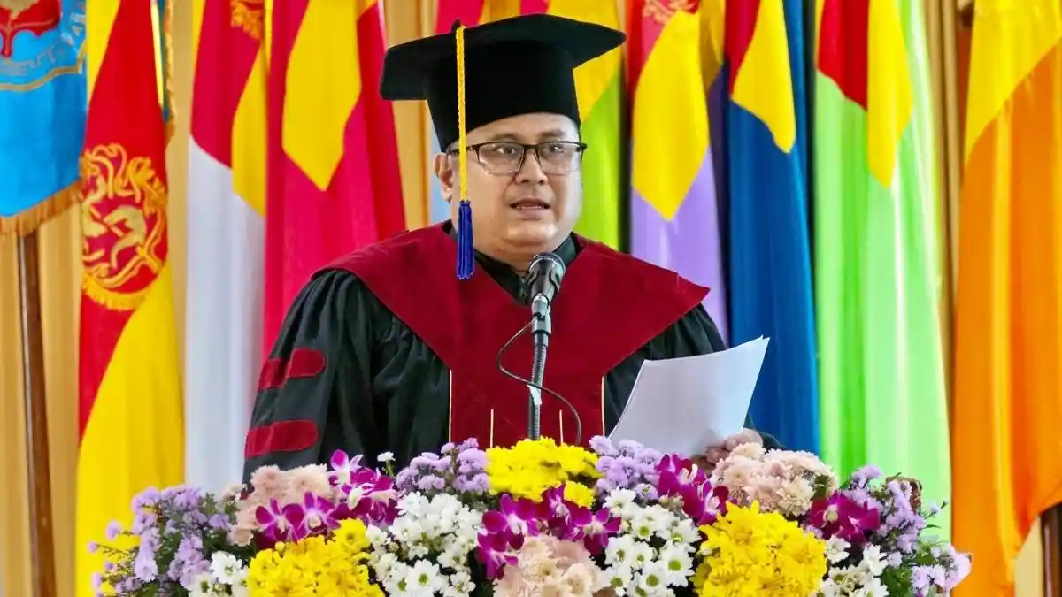 Guru Besar Ubaya Prof Putu Doddy Masuk Jajaran Peneliti Teratas Dunia Berkat Teknologi Membran - Surya.co.id