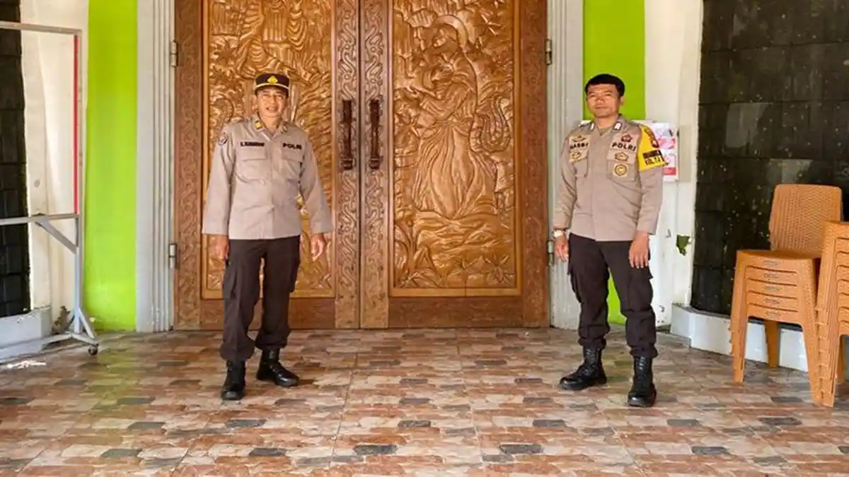 Berlangsung Khidmat, Polres Sanggau Amankan Misa Paskah di Gereja Katedral 