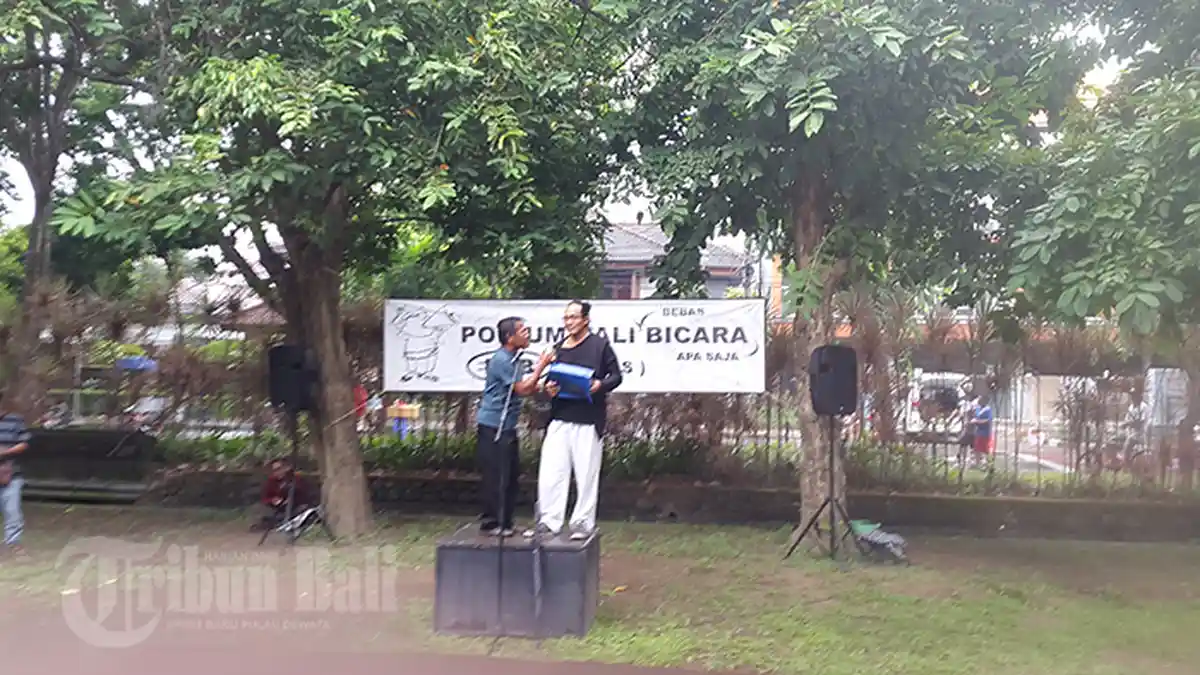 Warga Pro dan Kontra Reklamasi Teluk Benoa Debat Satu Panggung di Renon
