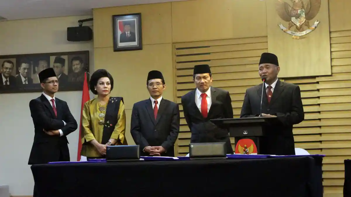 PDIP Berharap Pimpinan KPK yang Baru Tak Bernasib Sama dengan Samad dan BW