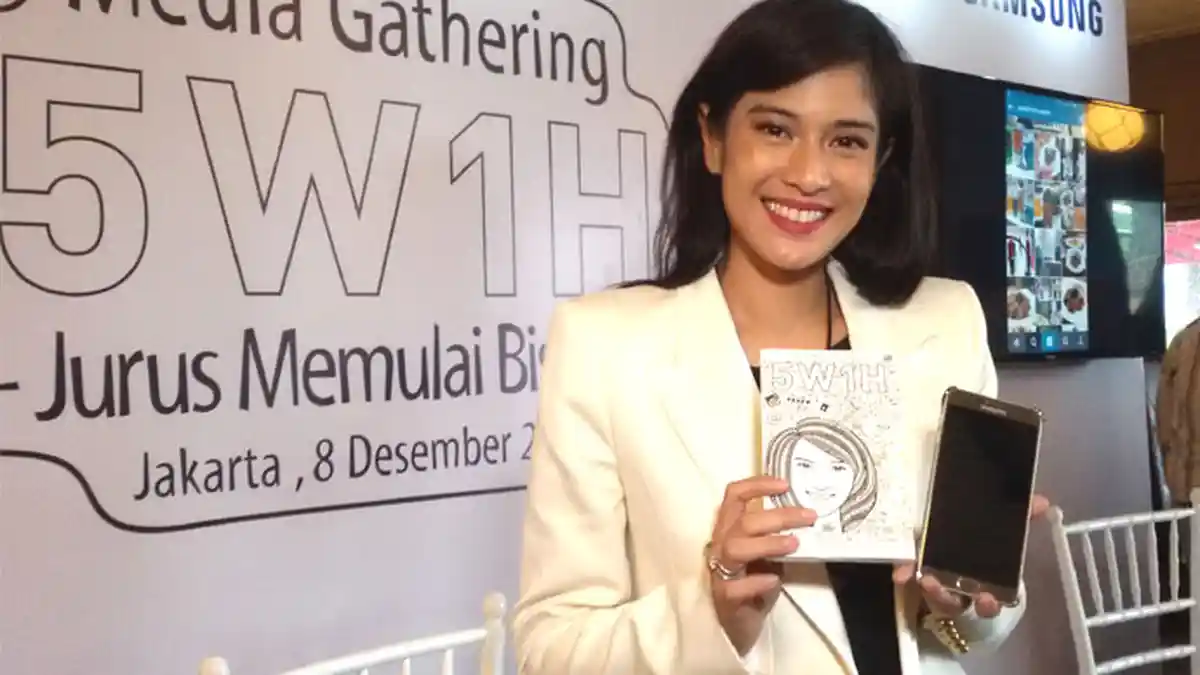 Selain Jenjang Pendidikan S2, Ini yang Bikin Otak Dian Sastro Kian Encer