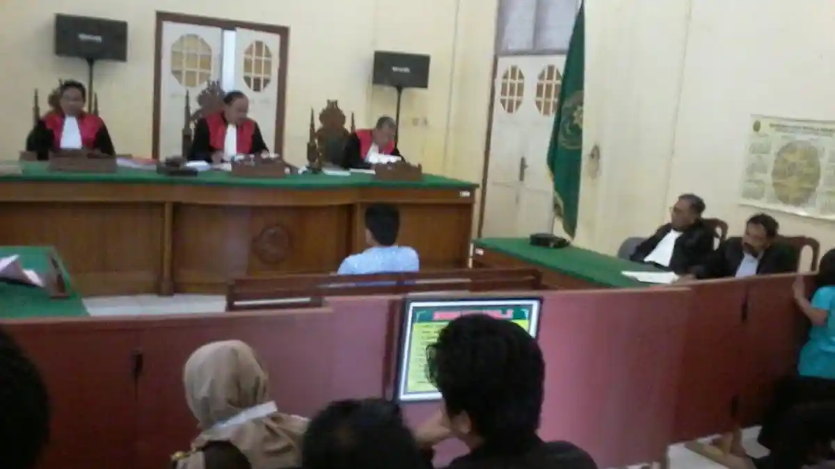 Mantan Kadis Kesehatan Bulukumba dan Rekanan Didakwa Korupsi Rp 4 M