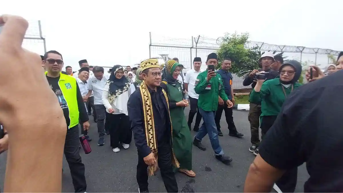 Breaking News Cawapres Muhaimin Iskandar Tiba di Lampung