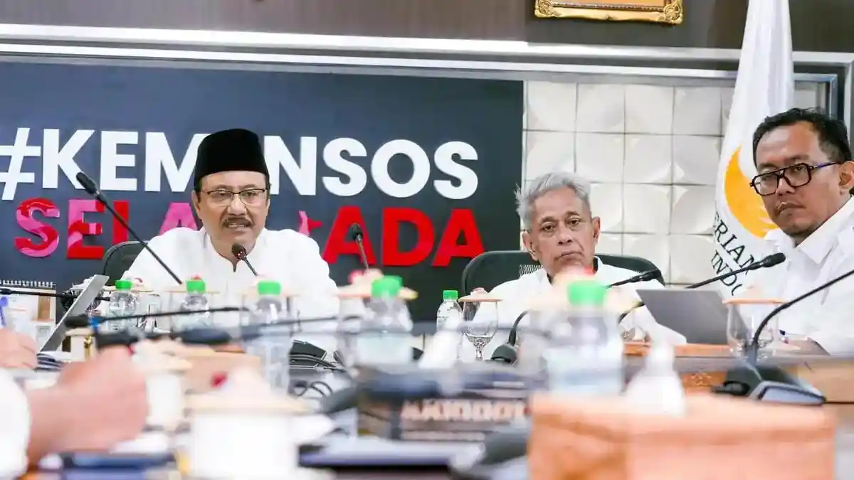 Anggaran Sepatu Sekolah Rakyat Rp 700 Ribu, Mensos Saifullah Yusuf Siap Diaudit