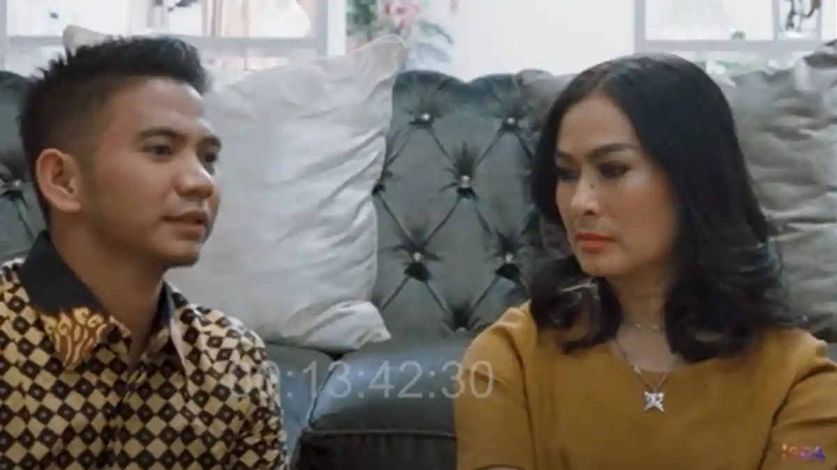 Tanggapi Perceraian Rizki DA dan Nadya Mustika Rahayu, Iis Dahlia Menangis
