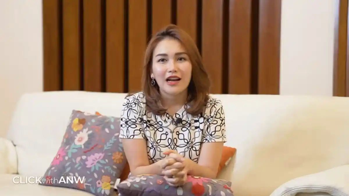 Dewi Tanjung Sebut Ayu Ting Ting Tak Punya Prestasi