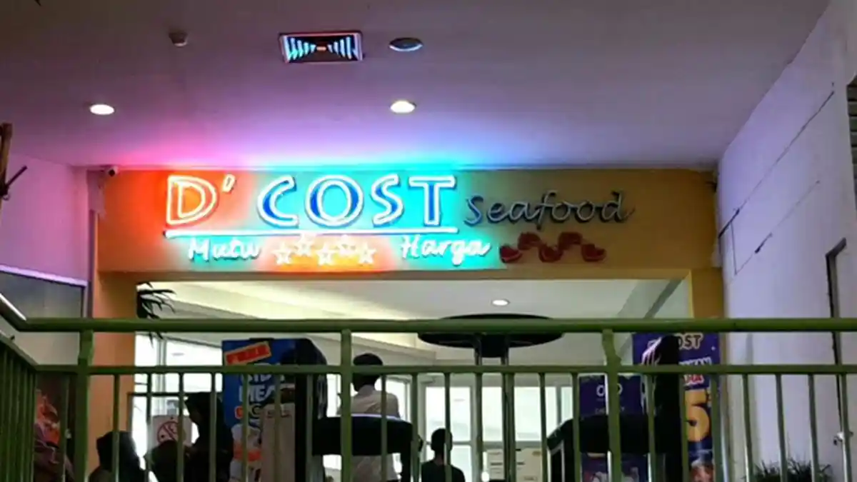 Viral Soal D'Cost Mengimbau Pengunjung Bawa Kue Tart yang Halal, Begini Kata Masyarakat