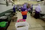 Melihat-Aktivitas-Dapur-Asrama-Haji-Surabaya_20260421_211544.jpg
