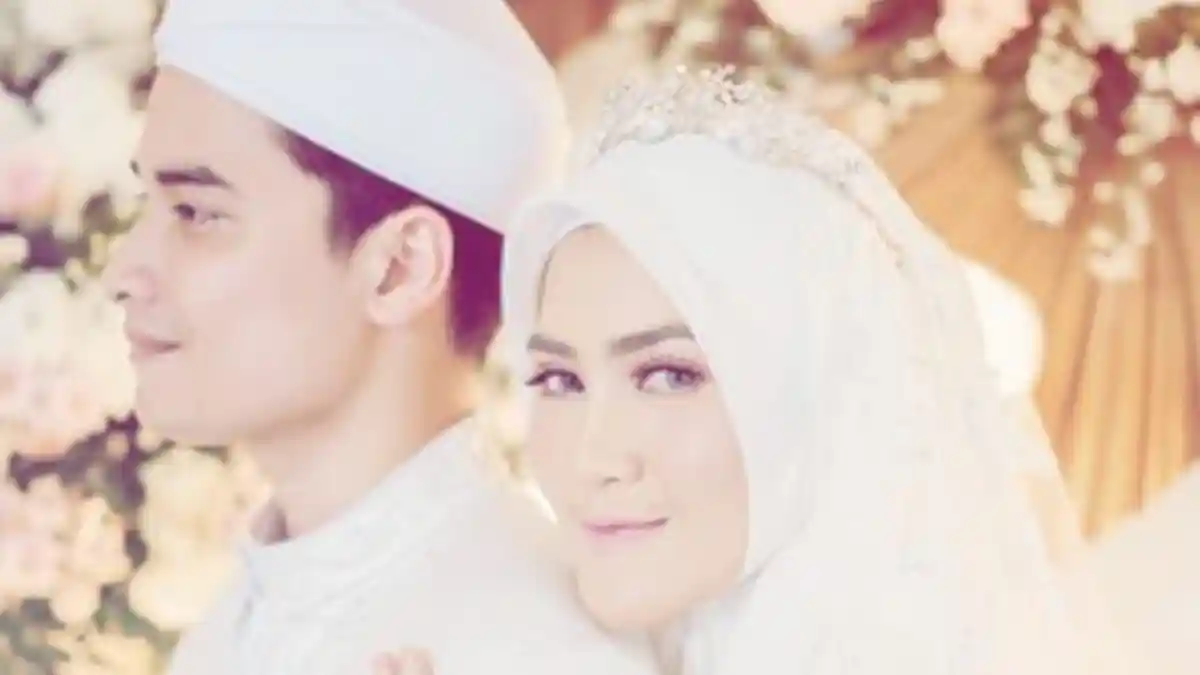 Fakta-fakta Pernikahan Alvin Faiz dan Henny Rahman, Larissa Chou dan Zikri Daulay Ucapkan Selamat