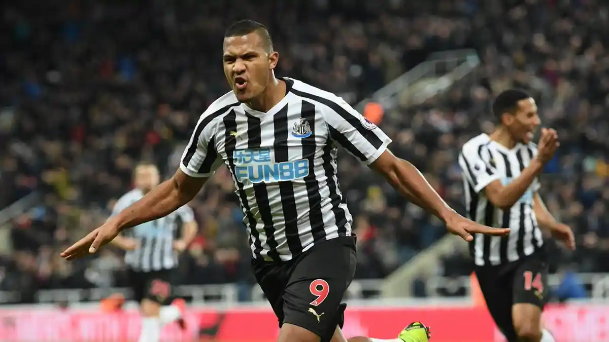 Salomon Rondon Baru 25 Menit Debut di Liga China Langsung Bikin Gol ...