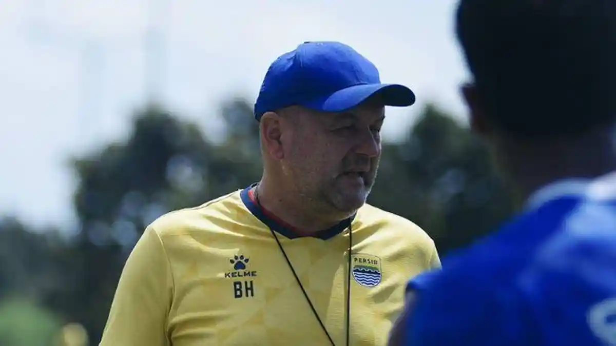 Tanpa 3 Pemain Andalan, Bojan Hodak Tegaskan Persib Bandung Siap Taklukkan Dewa United demi Bobotoh