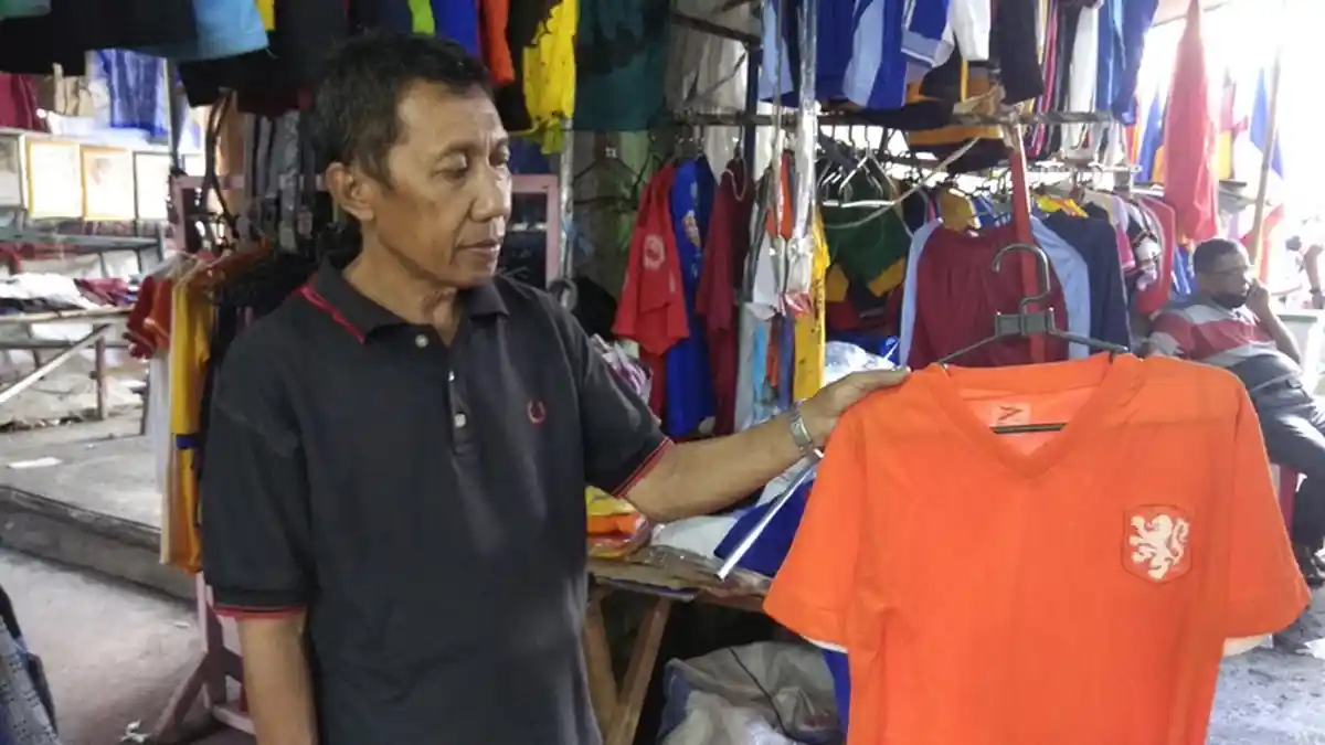 7 Tips dan Trik Agar Jersey Tetap Awet Meski Dicuci Berulang Kali, Termasuk Cara Simpan