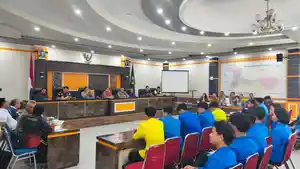 bupati-sintang-melakukan-audensi.jpg