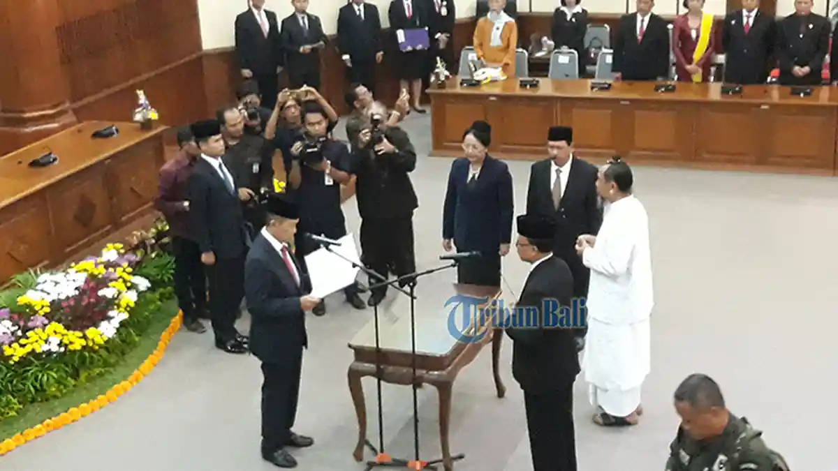 Dewa Made Indra Resmi Dilantik Jadi Sekda Provinsi Bali