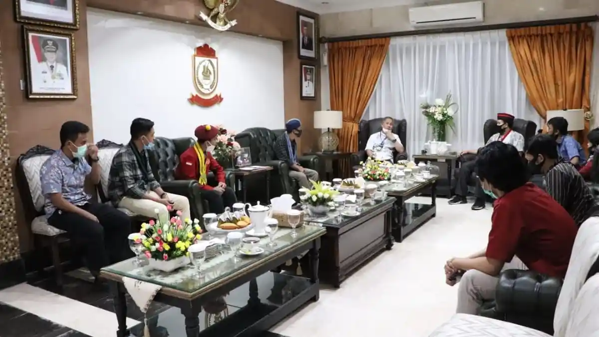 Aktivis Cipayung Plus Kota Makassar Datangi Prof Yus Malam-malam Bahas Strategi Penanganan Covid-19