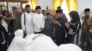 Pj-Gubernur-Sumatera-Utara-Hassanudin-didampingi-Pj-Ketua-TP-PKK-Sumut.jpg