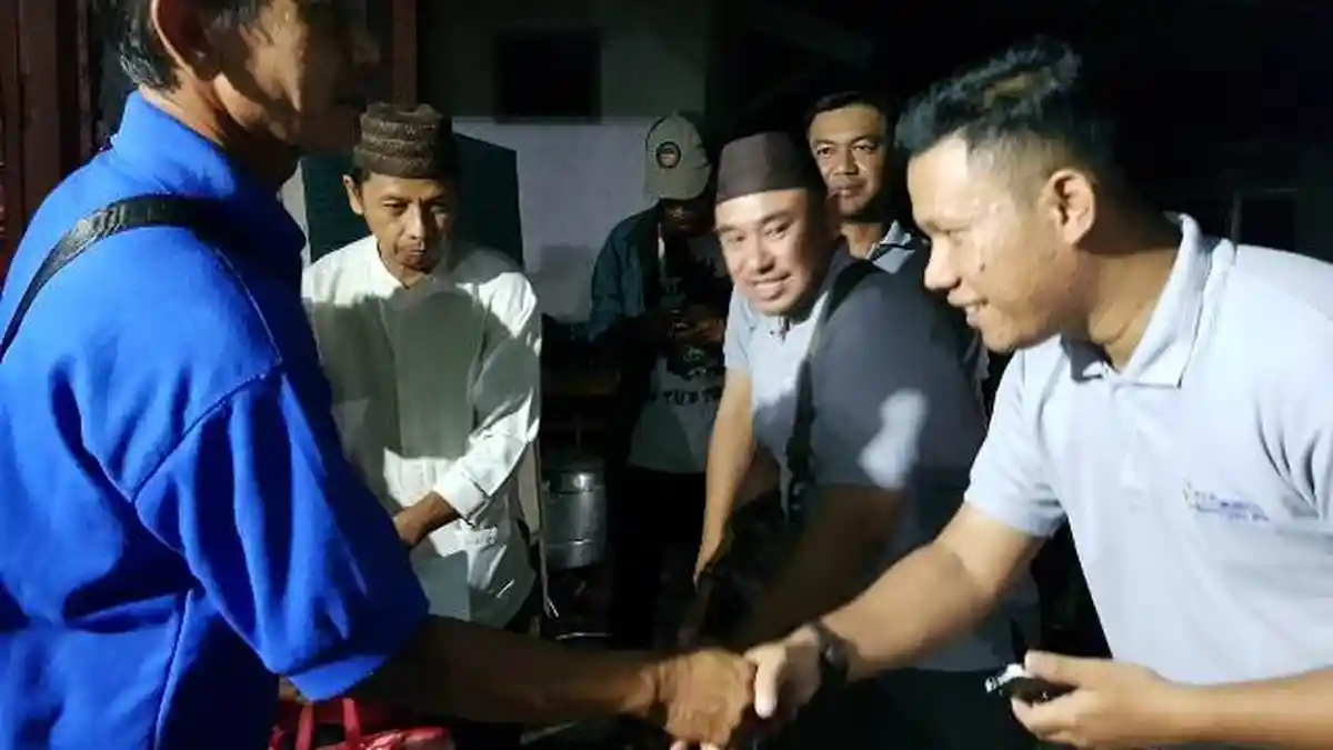 Karyawan Timah Dua Kali Salurkan Bantuan Korban Kebakaran Jalan Trem