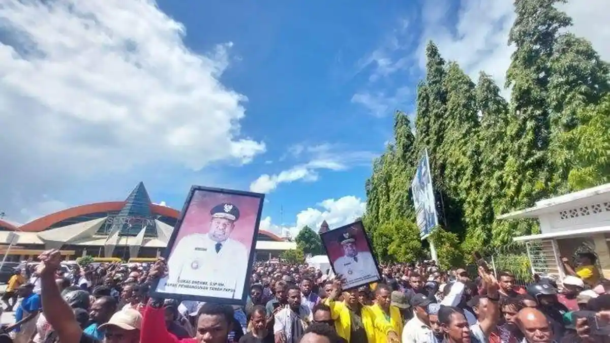 Nasib Arie Bagus Poernomo, Jurnalis di Jayapura Dipukuli Saat Iring-iringan Jenazah Lukas Enembe