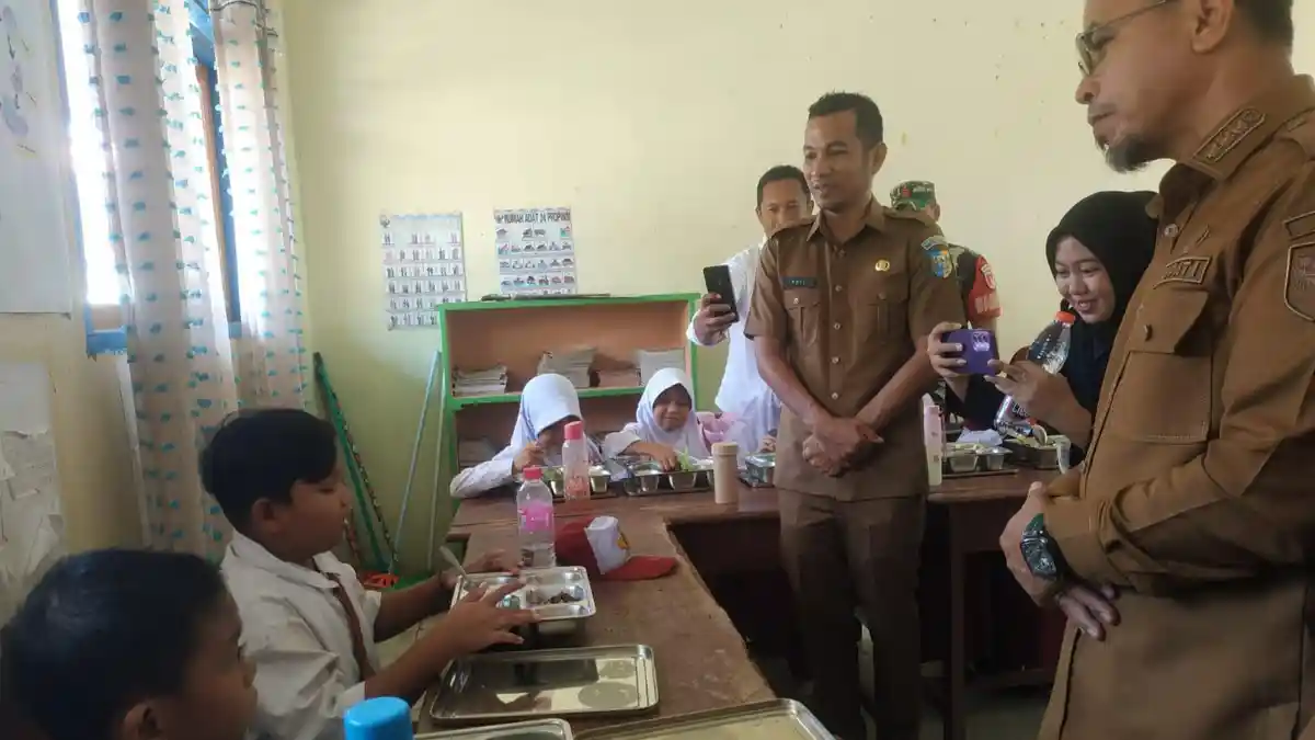 Pemkab Boltara Luncurkan Program MBG, Bupati Sirajudin Lasena: Bulan Depan Sudah Maksimal